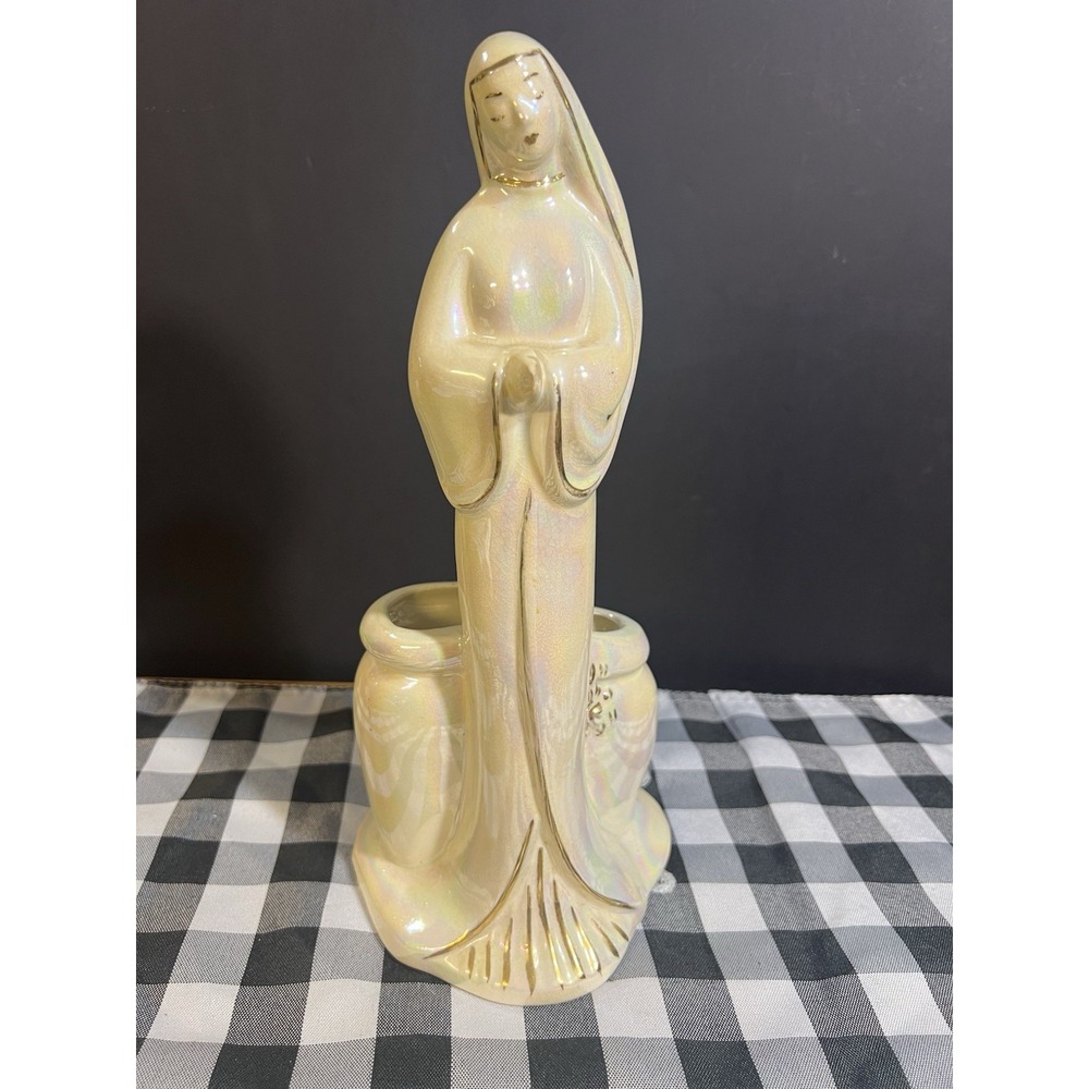 VTG Ceramic Praying Mary Madonna 11.5" Planter Vase Religious Catholic (2135) - Picture 2 of 8